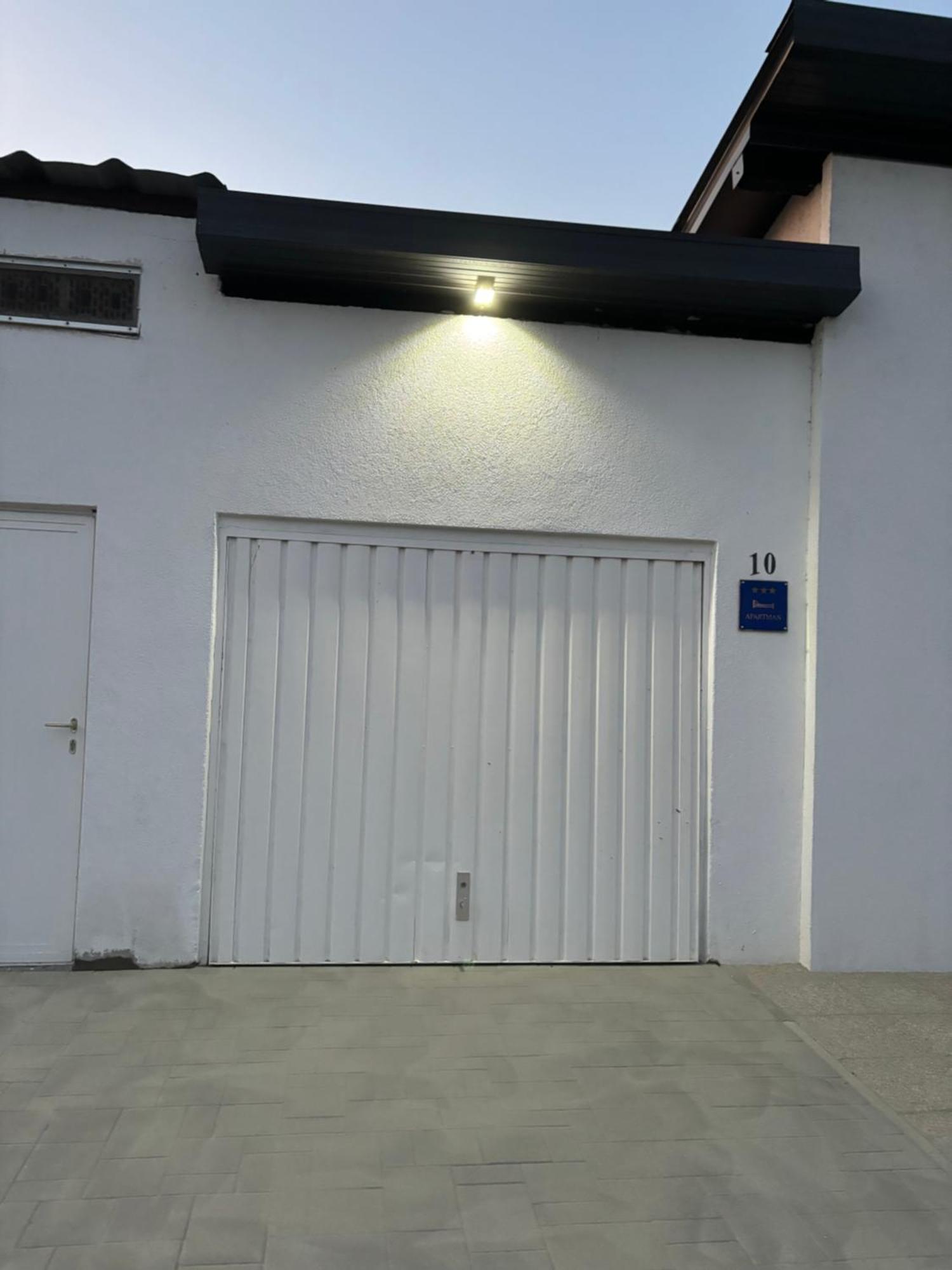 דירות סלאבונסקי ברוד Kod Dide - Entry With Pin 0-24H מראה חיצוני תמונה